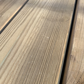 Lame de terrasse en Pin marron autoclavé traitée classe 4