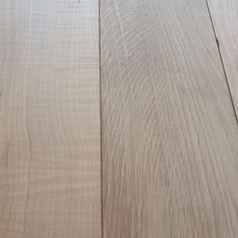 Parquet massif Sycomore