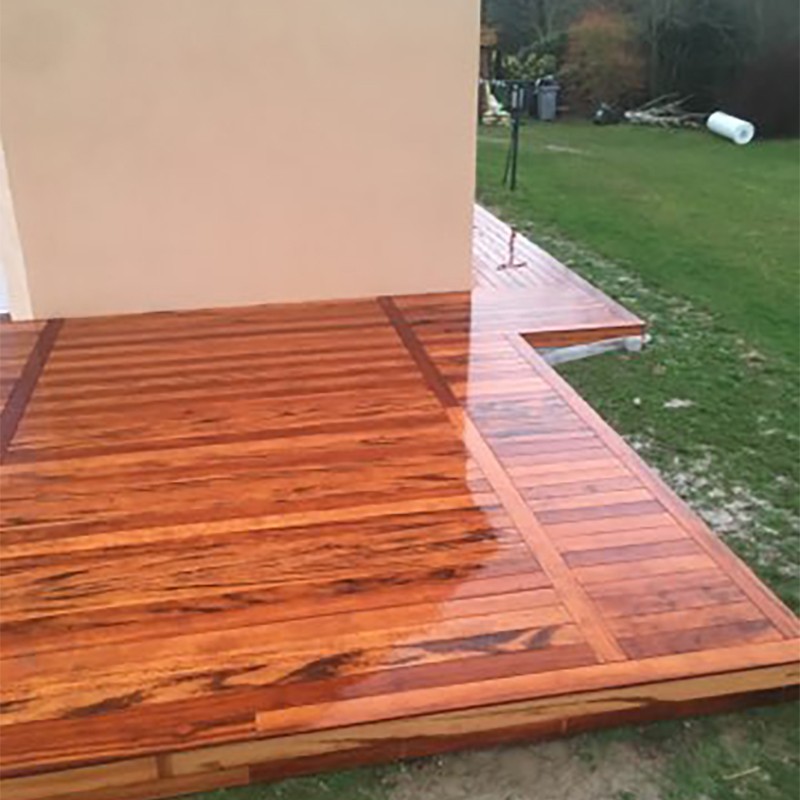 Lame de terrasse en Muiracatiara 2 faces lisses Lame de terrasse en Muiracatiara 2 faces lisses